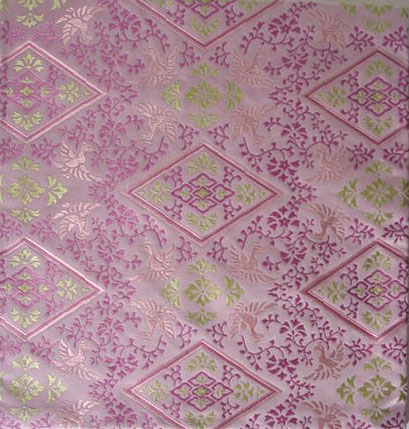 出帛紗赤紫地菱花鳥文錦