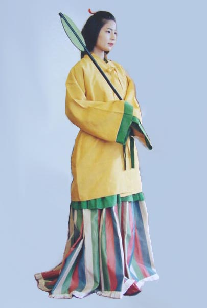 高松塚古墳壁画　女子　朝服