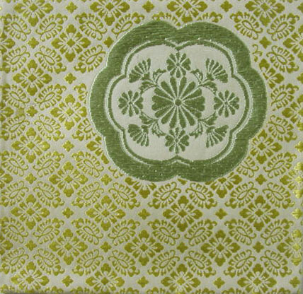 古帛紗萌葱小葵地かに菊文二陪織物