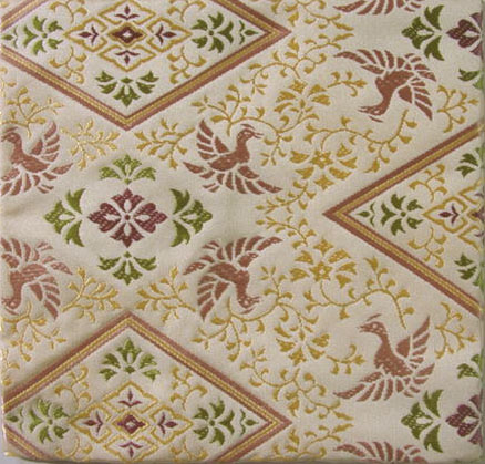 古帛紗白茶地菱花鳥文錦